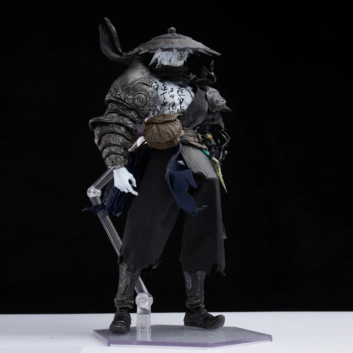 [ETA: 10/2025 (PRE-ORDER) ETCHED HUMAN STUDIOS 1/12 Scale Poison Shaman - Zhang Qing Calligraphy Ver. - Image 1