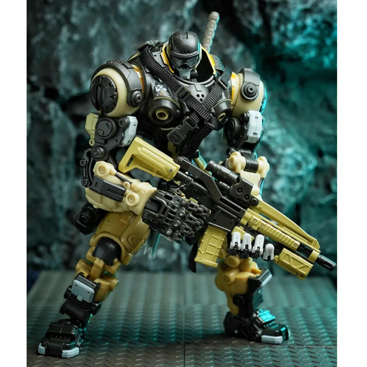[ETA: Q4 2025] (PRE-ORDER) ASTROBOTS AMW01 Python Apollo - Image 1