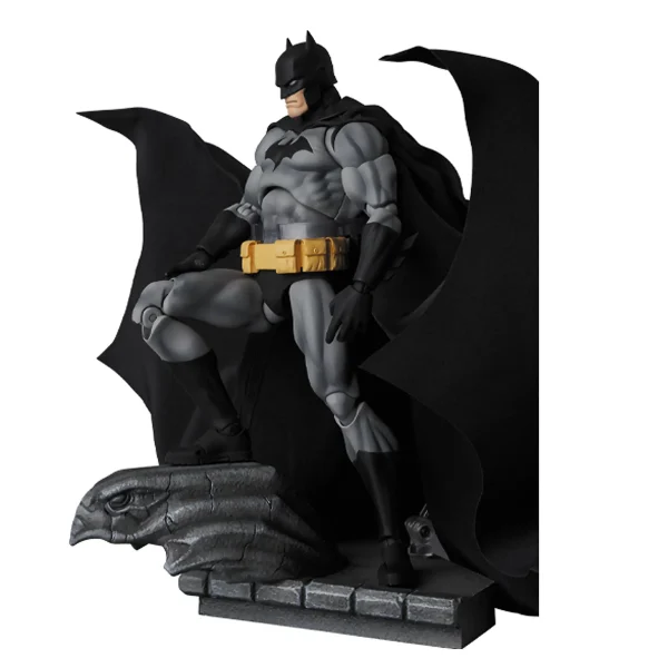 [ETA: 12/2025] (PRE-ORDER RE-ISSUE) MAFEX No.126 Batman (Black Ver.)